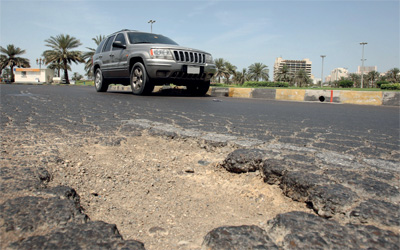 المطبات مشكلة على طرقات اليمن