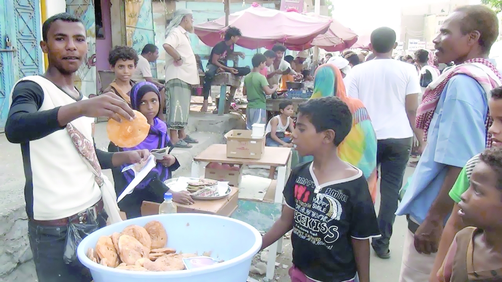 رمضان مليء بالقذائف والبؤس في اليمن