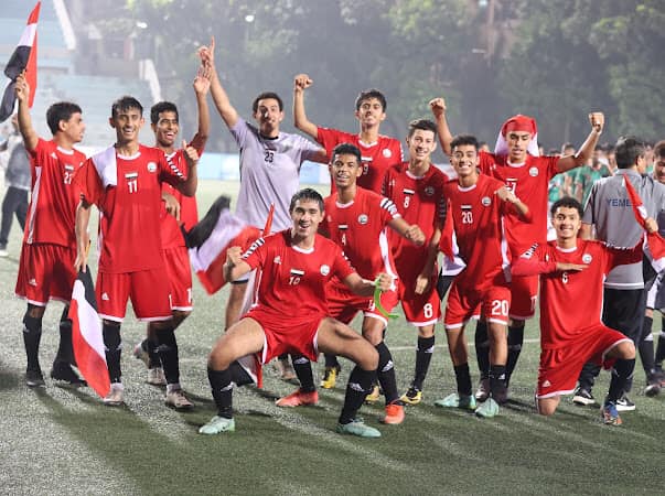 برباعية.. تأهل إلى نهائيات كأس آسيا.. منتخب الناشئين.. فوز.. وجدارة.. وصدارة