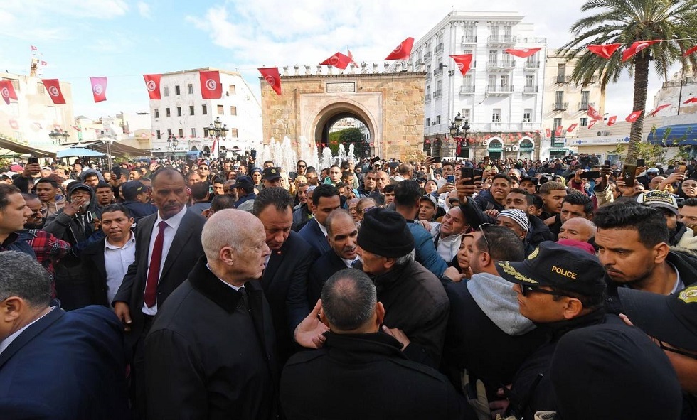 سعيّد لسياح جزائريين: ربي يرحم بومدين ويطوّل في عمر سي عبد المجيد