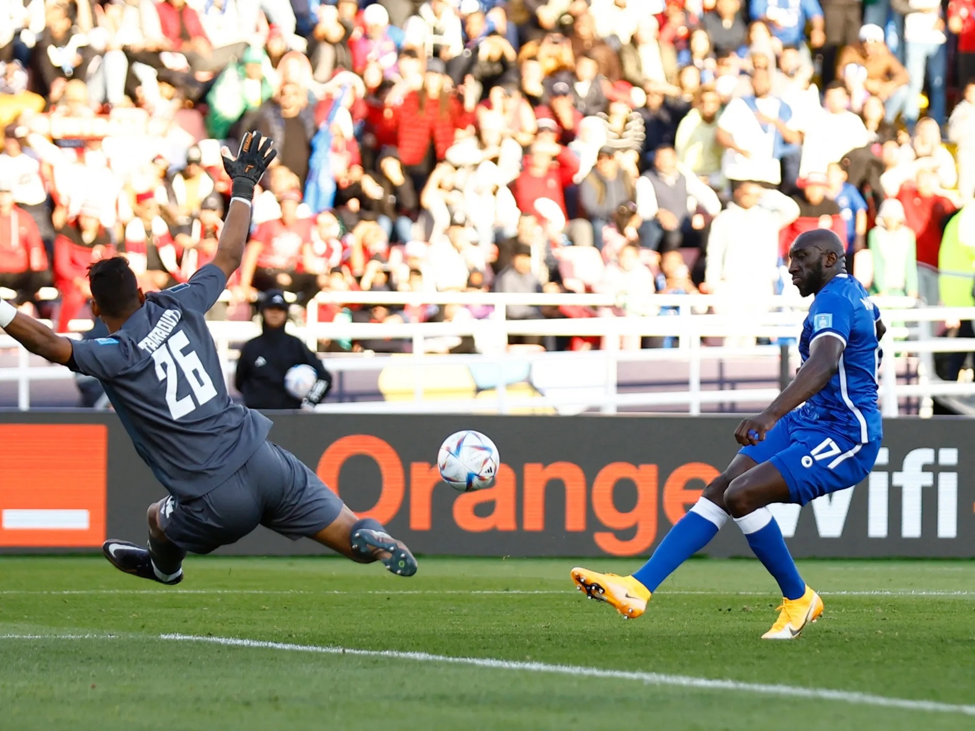 مونديال الأندية.. الهلال يطيح بالوداد أمام جماهيره ويبلغ نصف النهائي مع الأهلي