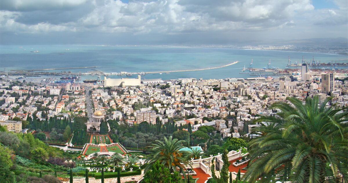 تأسست في القرن الـ 14 قبل الميلاد وهُجّر أغلب سكانها بعد النكبة.. تاريخ “مدينة حيفا” الفلسطينية