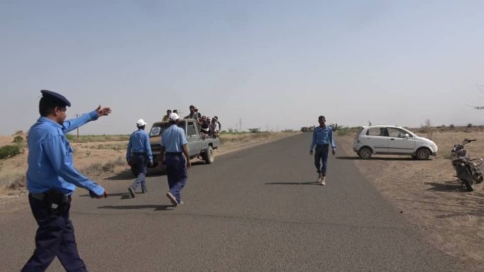 الحكومة تجدد مبادرة فتح “طريق حيس – الجراحي” غربي البلاد