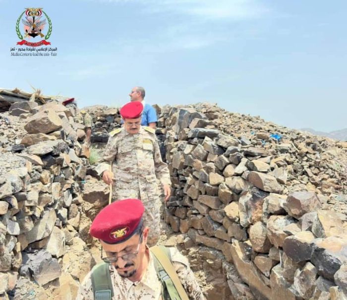 رئيس أركان محور تعز يشدد على رفع مستوى التعاون مع المقاومة الوطنية لمواجهة تهديدات ميليشيات إيران