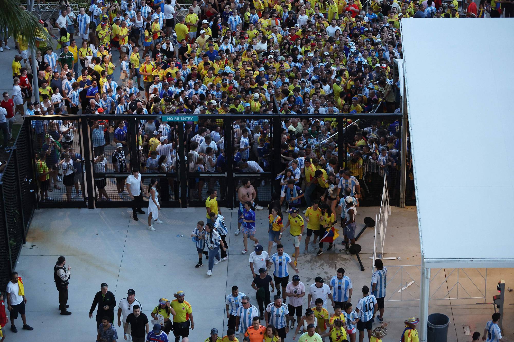 فوضى كوبا أميركا تُثير المخاوف بشأن كأس العالم 2026