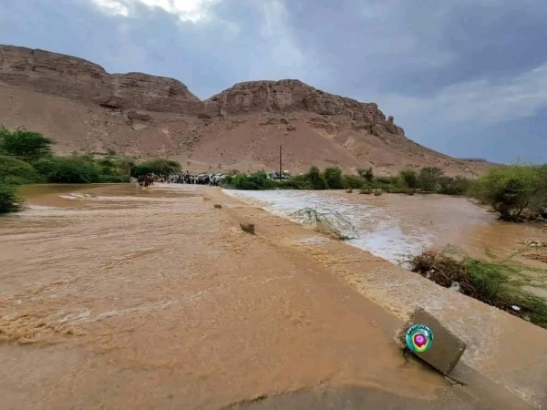 “الإنذار المبكر” يحذر من أمطار غزيرة وعواصف شديدة خلال الـ72 ساعة القادمة 